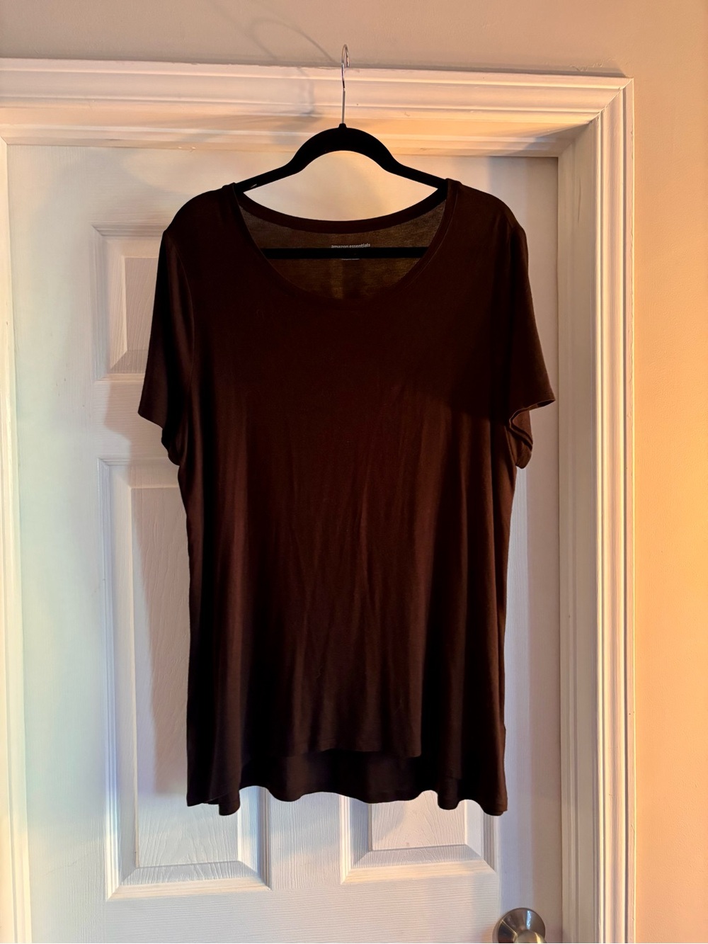 Amazon Women's Black Short Sleeve Scoop Neck Tee